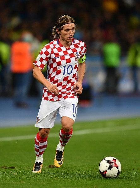 亚冠二级战报：塞鸟建功、柏杨送点染红，国安1-2麦克阿瑟